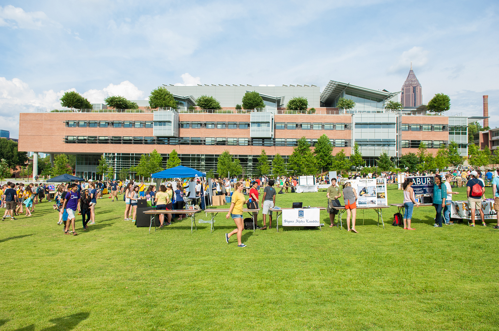 student organizations hold a tabling event on Tech Green